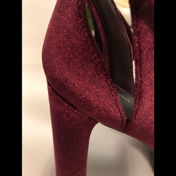 Burgundy Velvet Platform Sandals - Picture 5 of 7